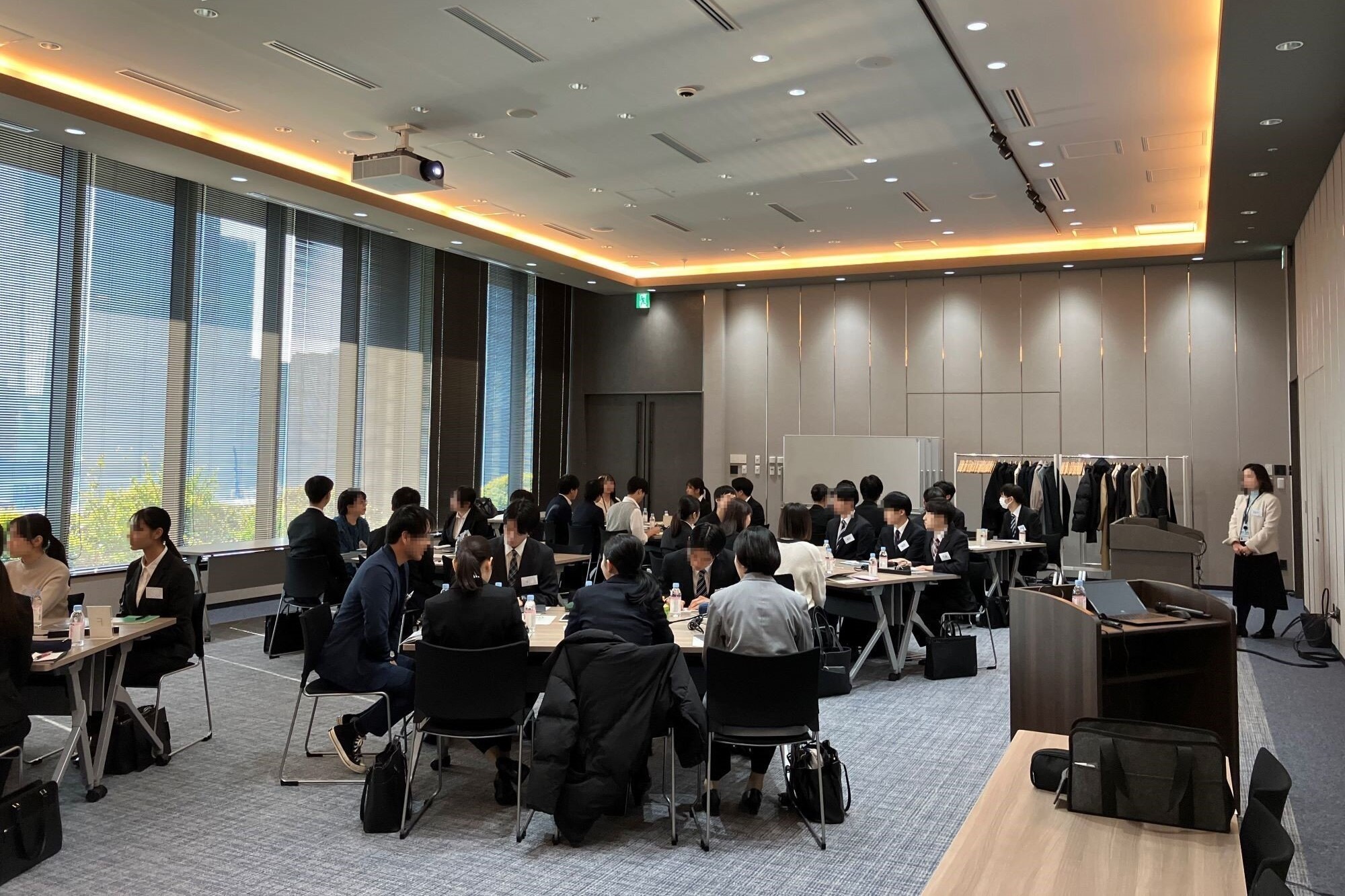 企業研修で行われたグループワークの様子